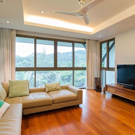 Nai Thon Beachfront Apartments 外观 照片